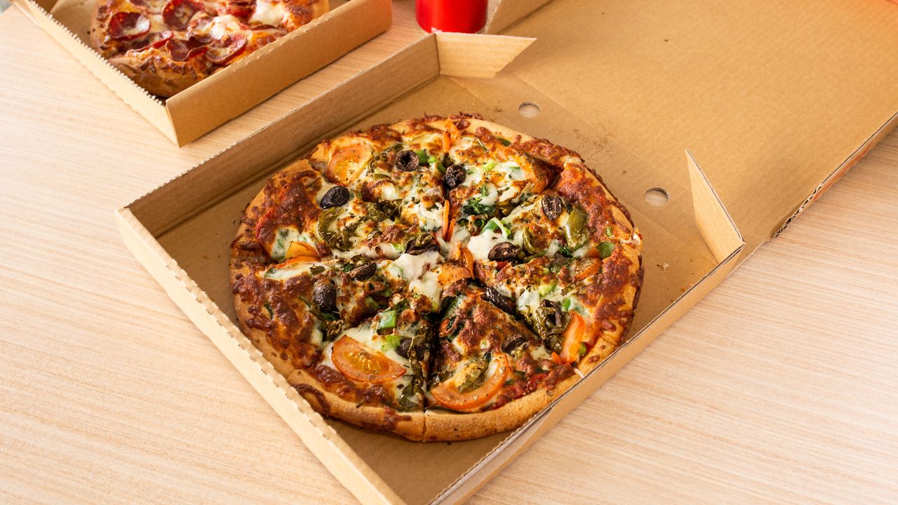 Small Vegetarian Pizza (V)
