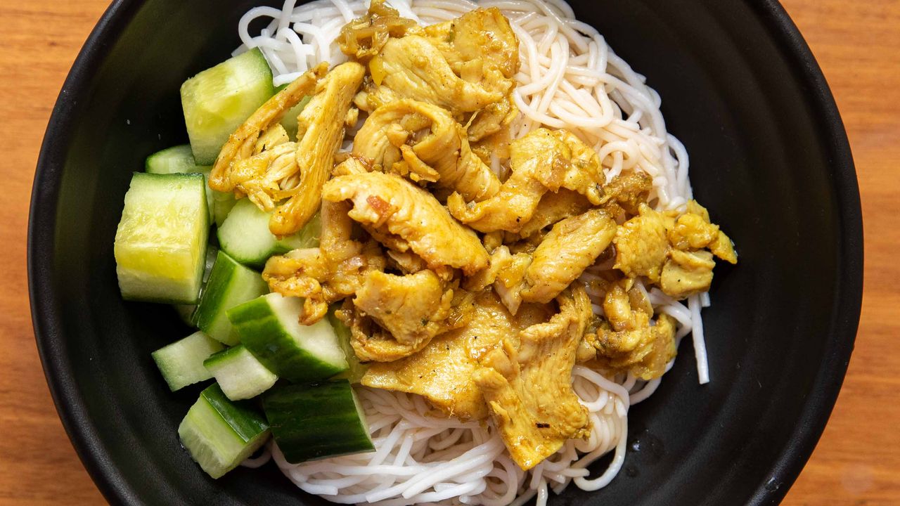 Kids Wok’d Chicken Breast and Rice Noodles
