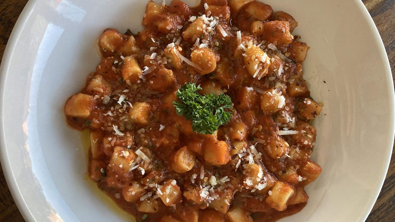 Gnocchi - Arrabbiata Sauce (u)