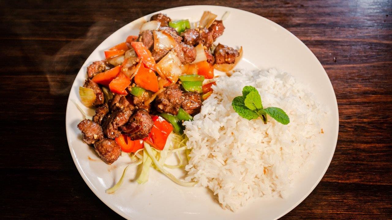 Marinated Diced Beef Rice