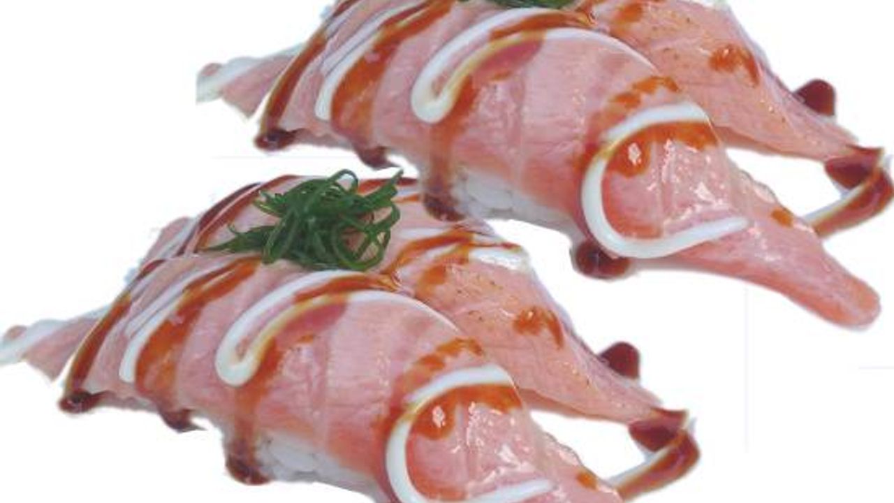 Aburi Salmon nigiri