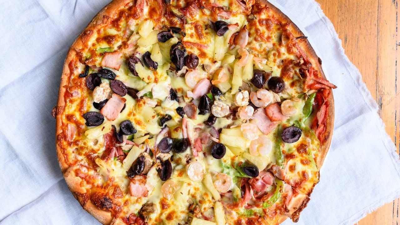 Supreme Pizza (Small)