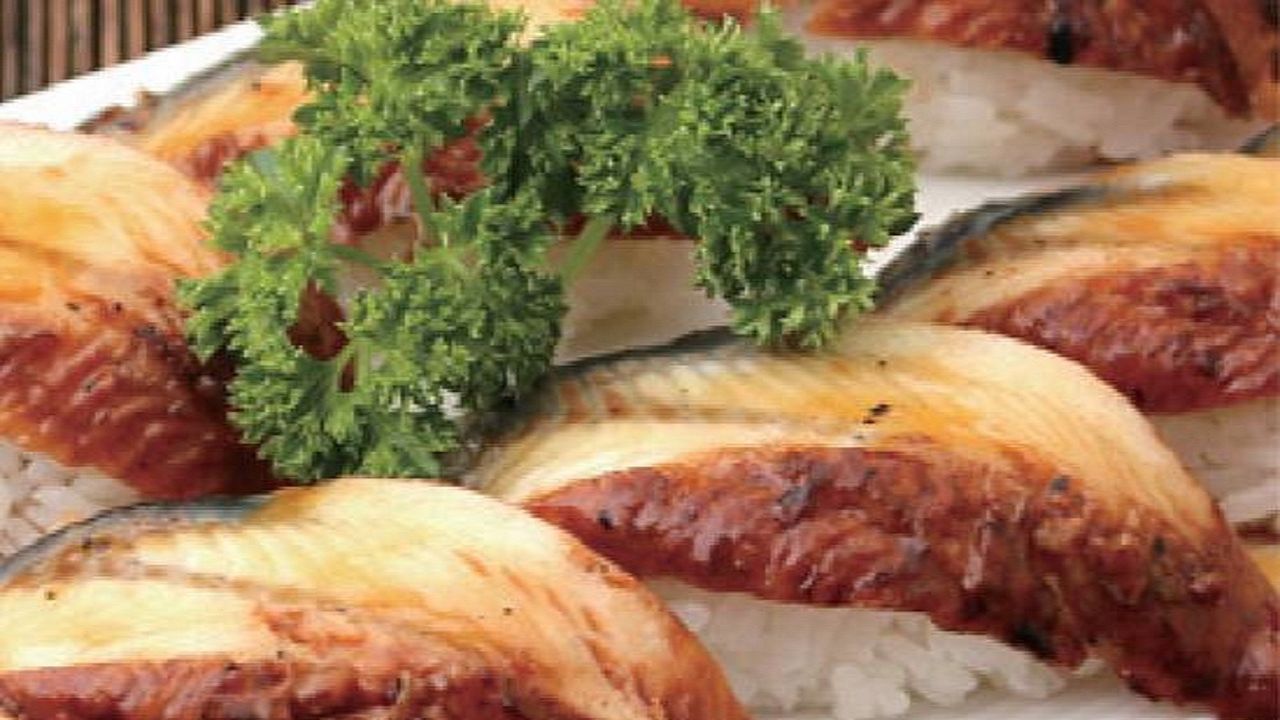 Seared Eel Sushi (5 Pieces)