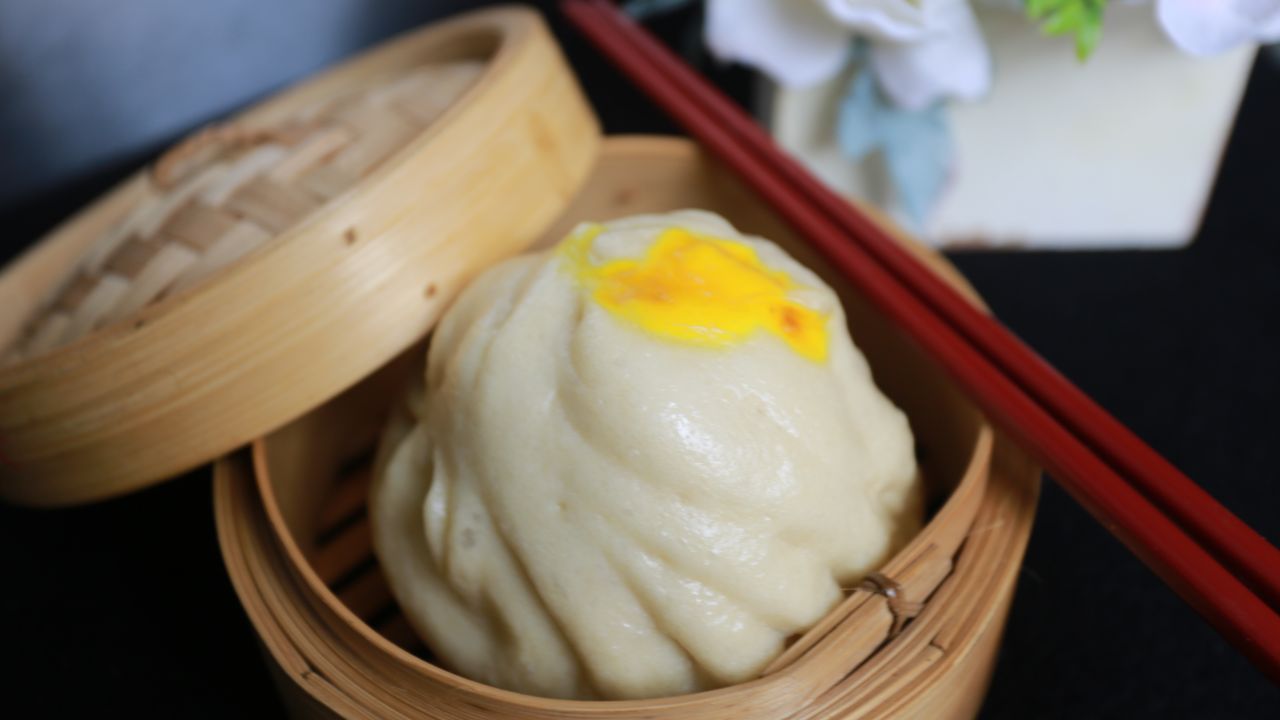 Bola bola Siopao