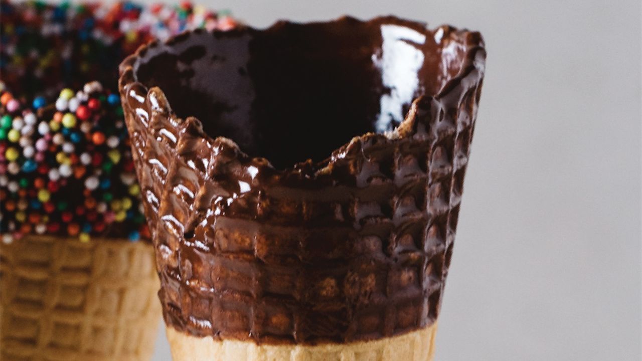 Choc Dip Cone