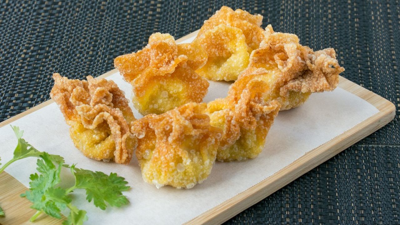 29. Fried / Steamed Wonton (8pcs)