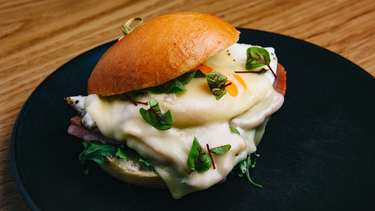 Fossix Bacon and Egg Roll