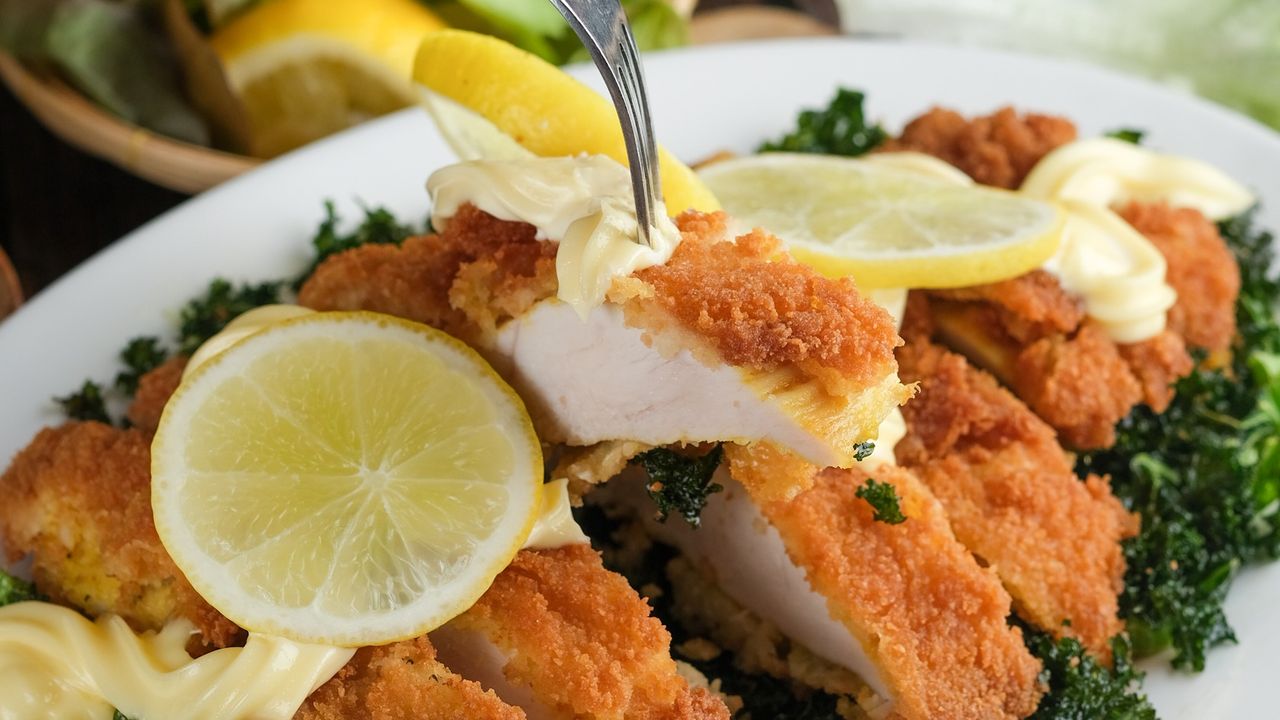 4. Phuket Crispy Lemon Chicken