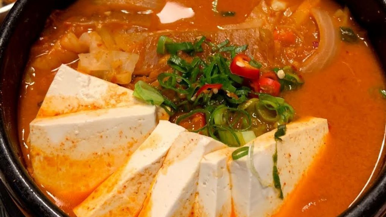 Kimchi Stew