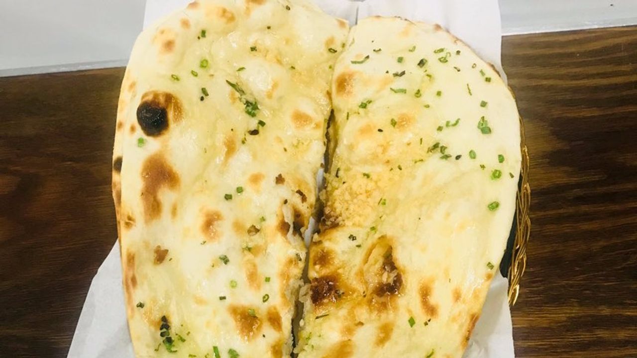 Garlic & Chive Naan