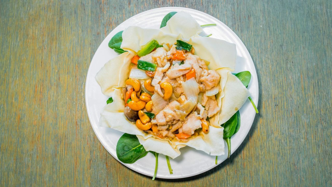 Chicken Fillets with Cashews
