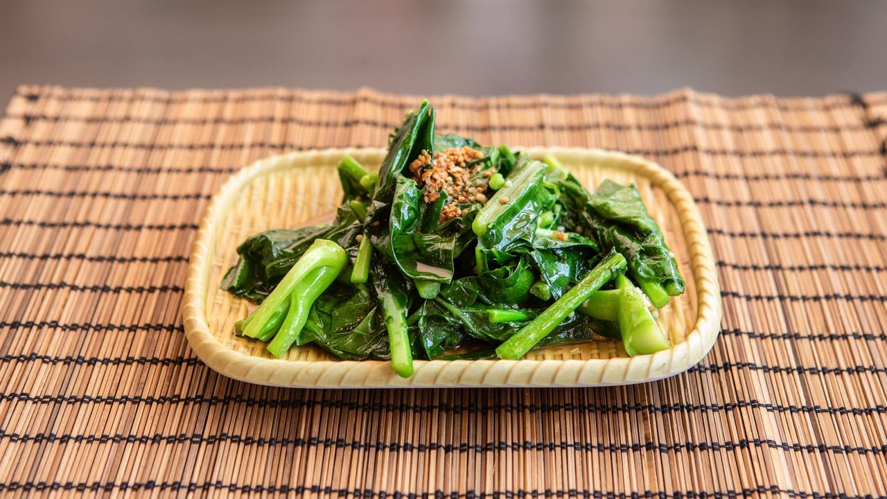 Gailan with Wok Fry Chili and Garlic