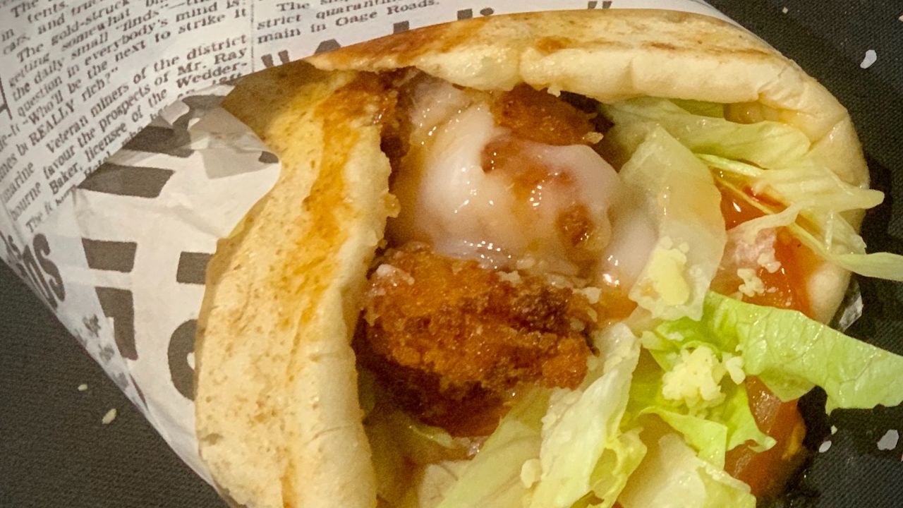 Highway's Crispy Fried Chicken Wrap (Large Chips & Bottle)