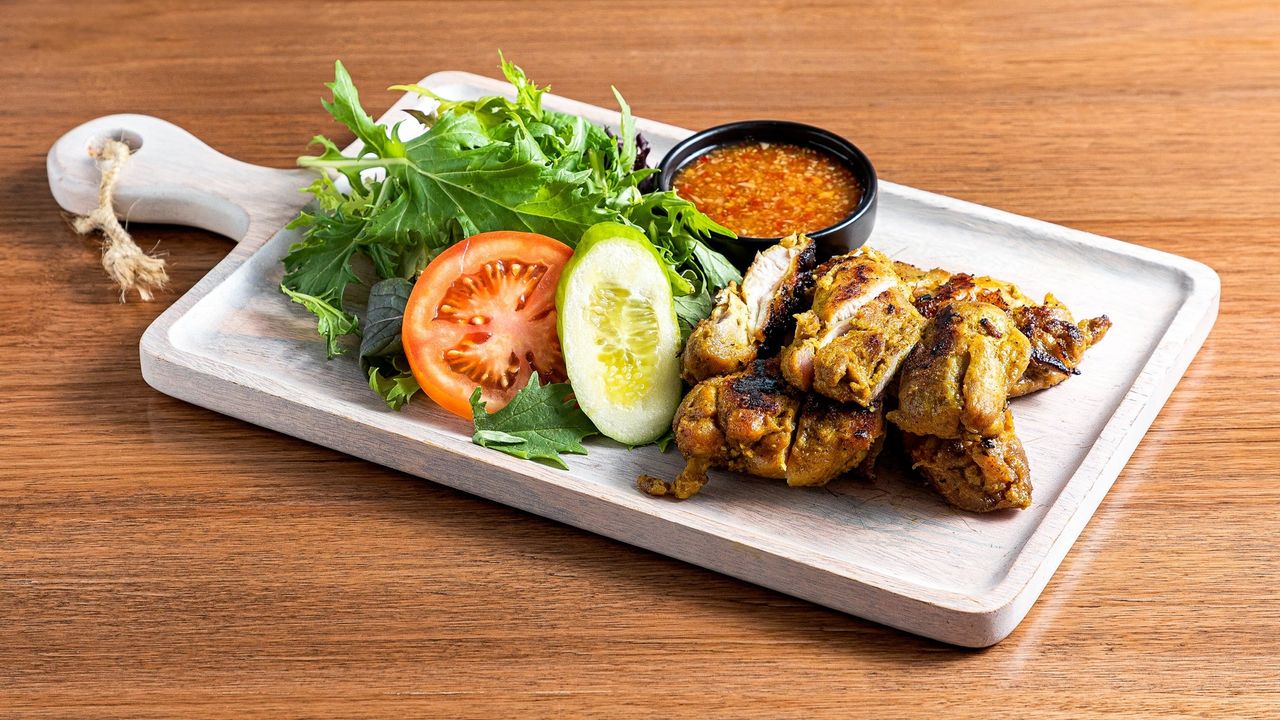 Grilled Chicken with Garden Salad