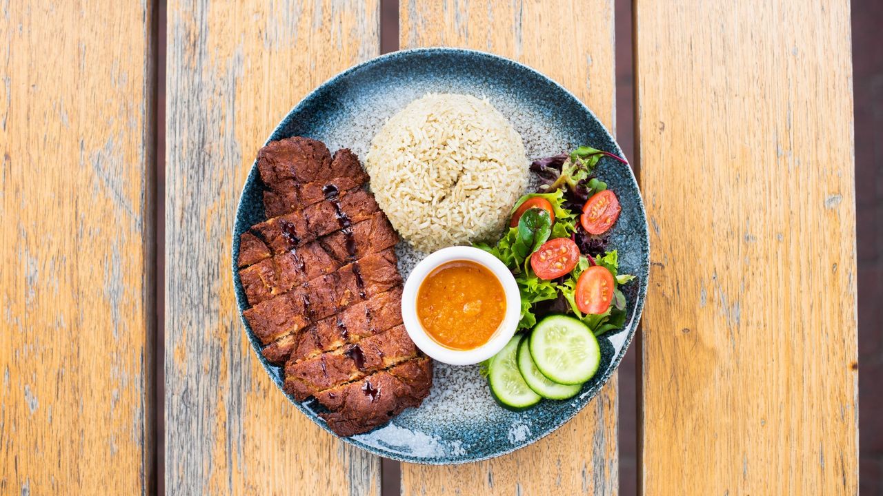 Hainanese Chicken Rice