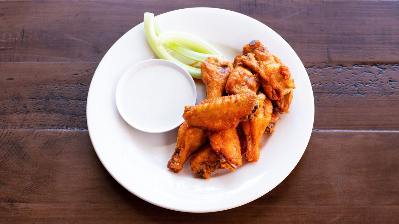 10 Buffalo Wings