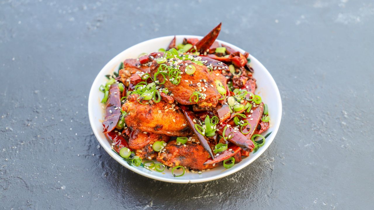 Hot & Numbing Chicken Wings (8 Pieces)
