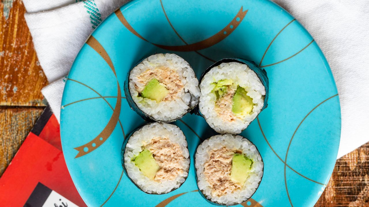 Tuna Salad and Avocado Roll 8pcs