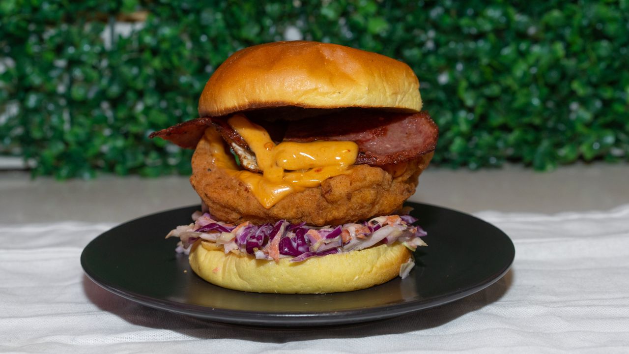 Crispy Chicken BLT Burger