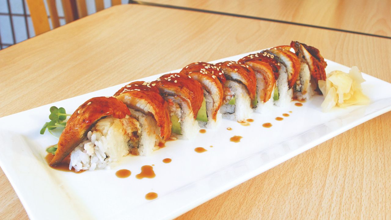 Dragon Rolls (8pc)