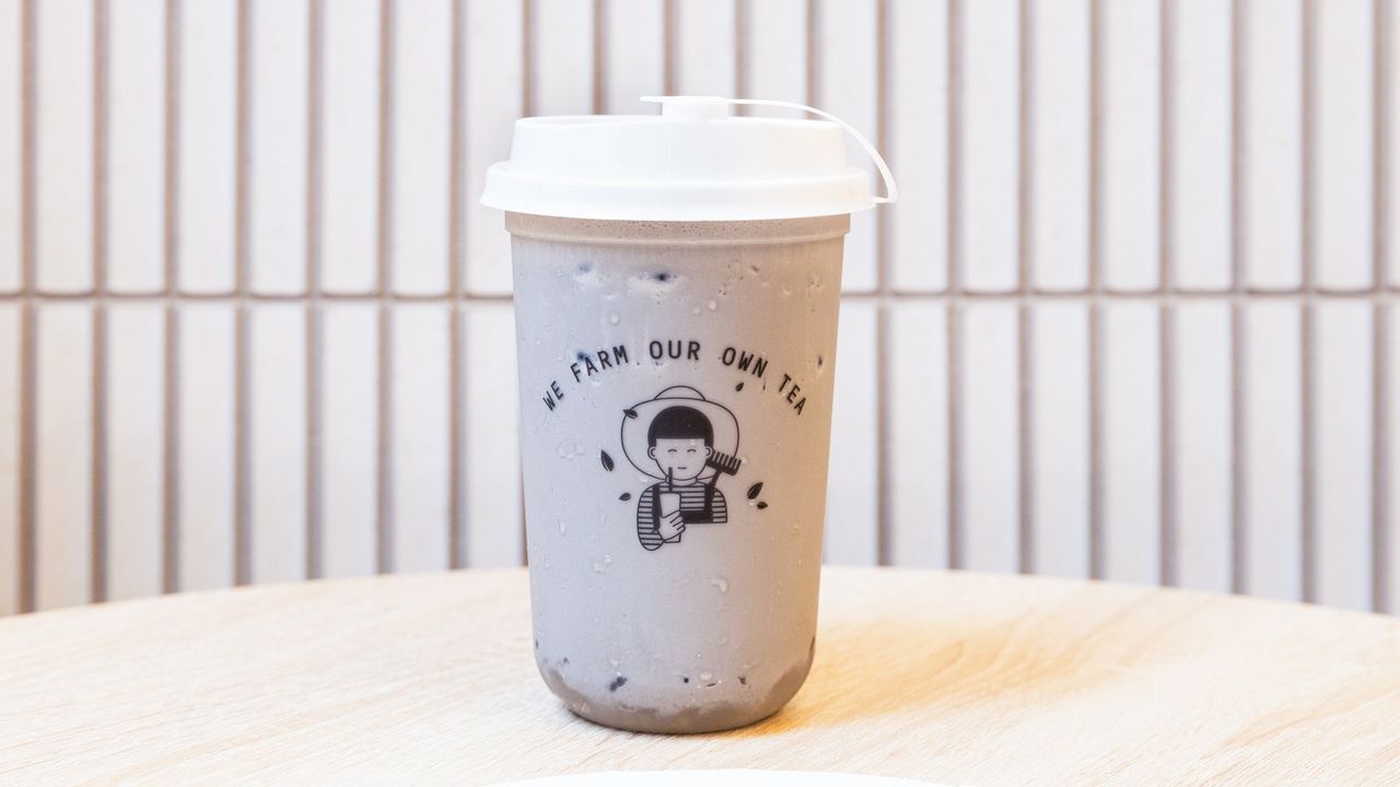 Bamboo Charcoal Milk Tea
