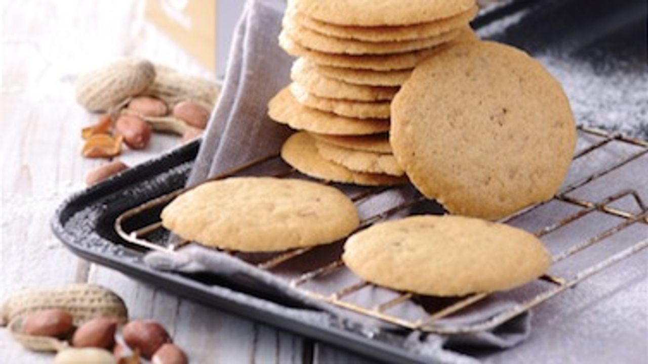 Crispy Peanut Cookies