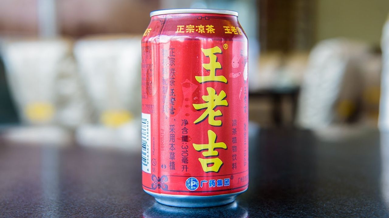 Chinese Herbal Tea (Wong Lo Kat) 310ml