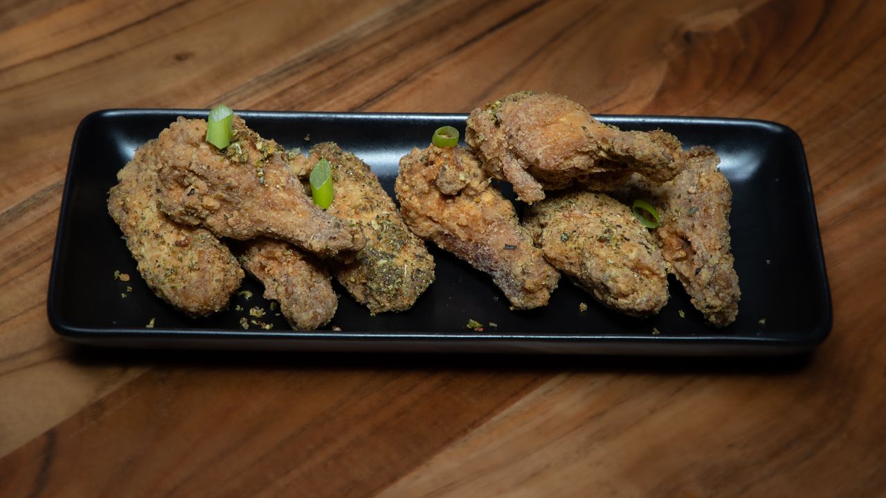 Blackout Tangy Wings (7 pcs)