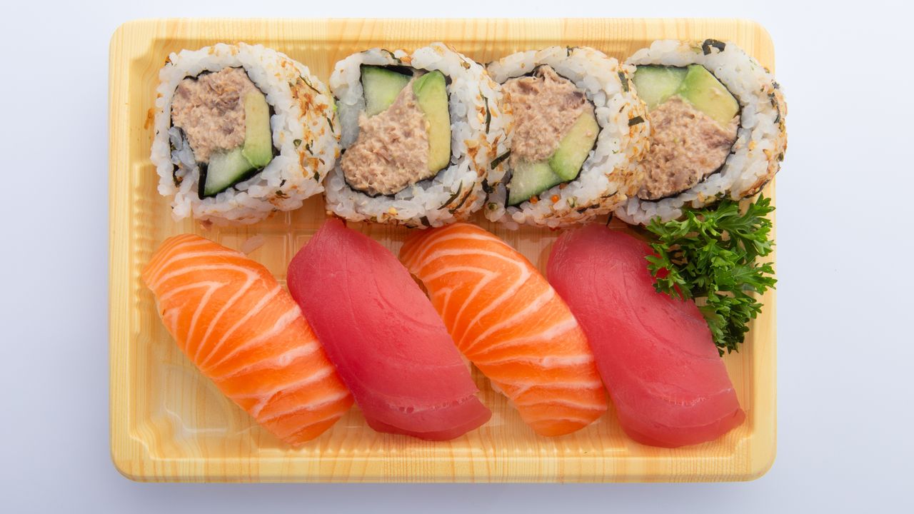 Nigiri, Roll Box- Salmon & Tuna