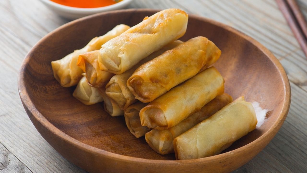 E3 Spring Rolls (2 Pcs.)