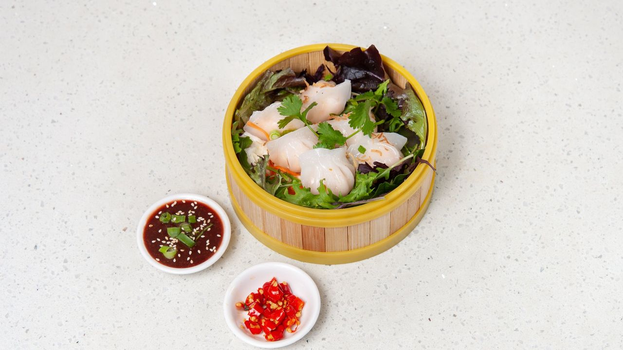 Steamed Prawn Dumplings (Har Gow) (6 Pieces)