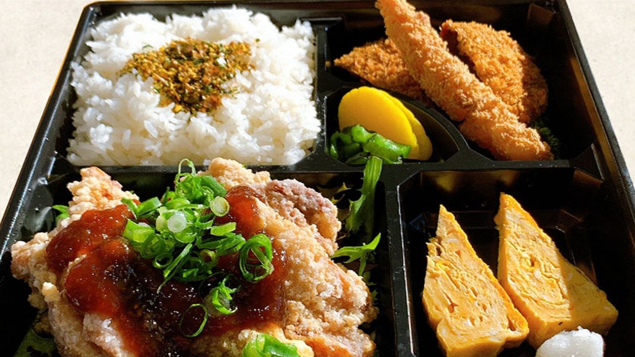 Deluxe Wafu Orosh Karaage Bento