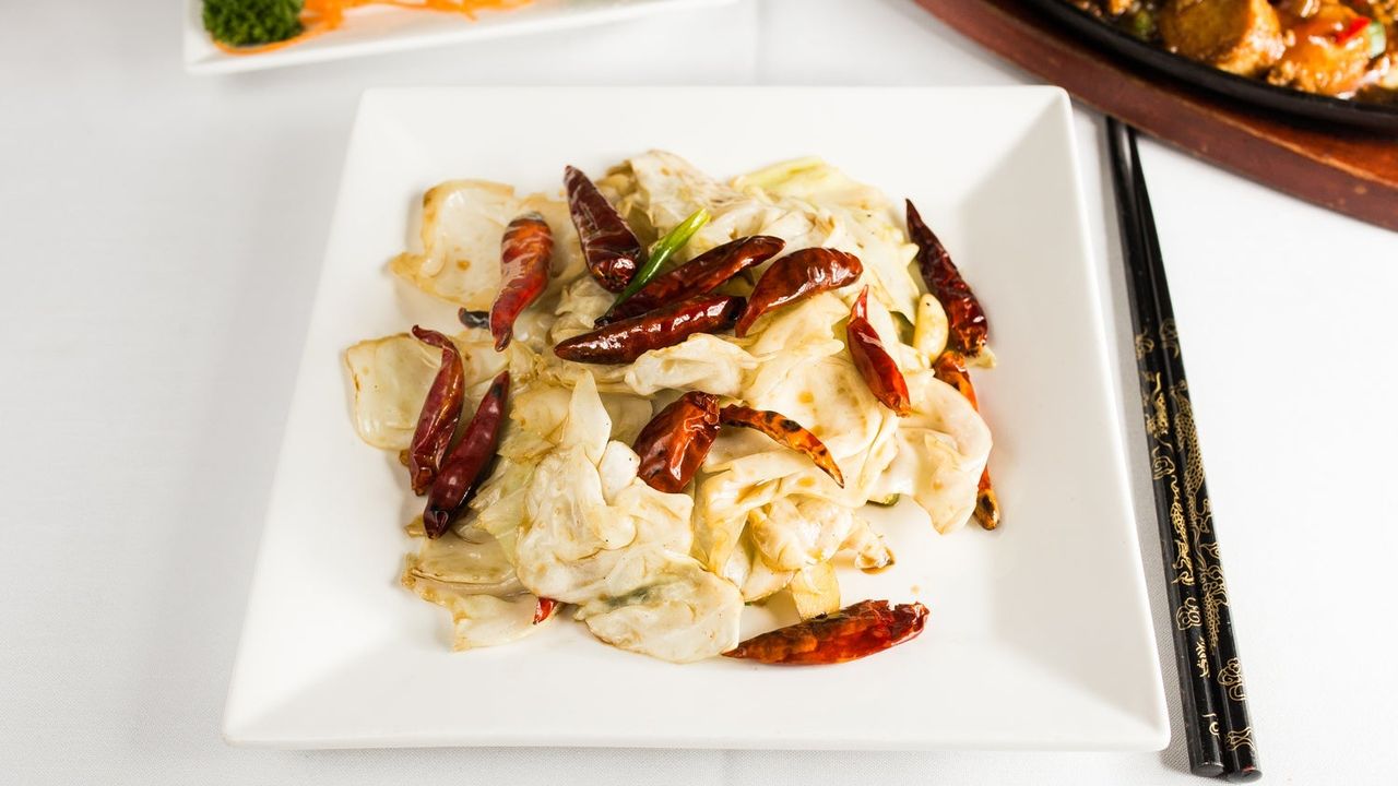 Hand Ripped Cabbages with Dried Chilli (Spicy)