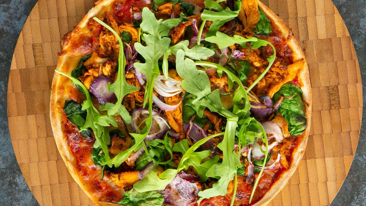 Tandoori Chicken Pizza