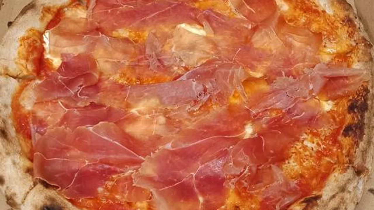 Spek and Brie Pizza