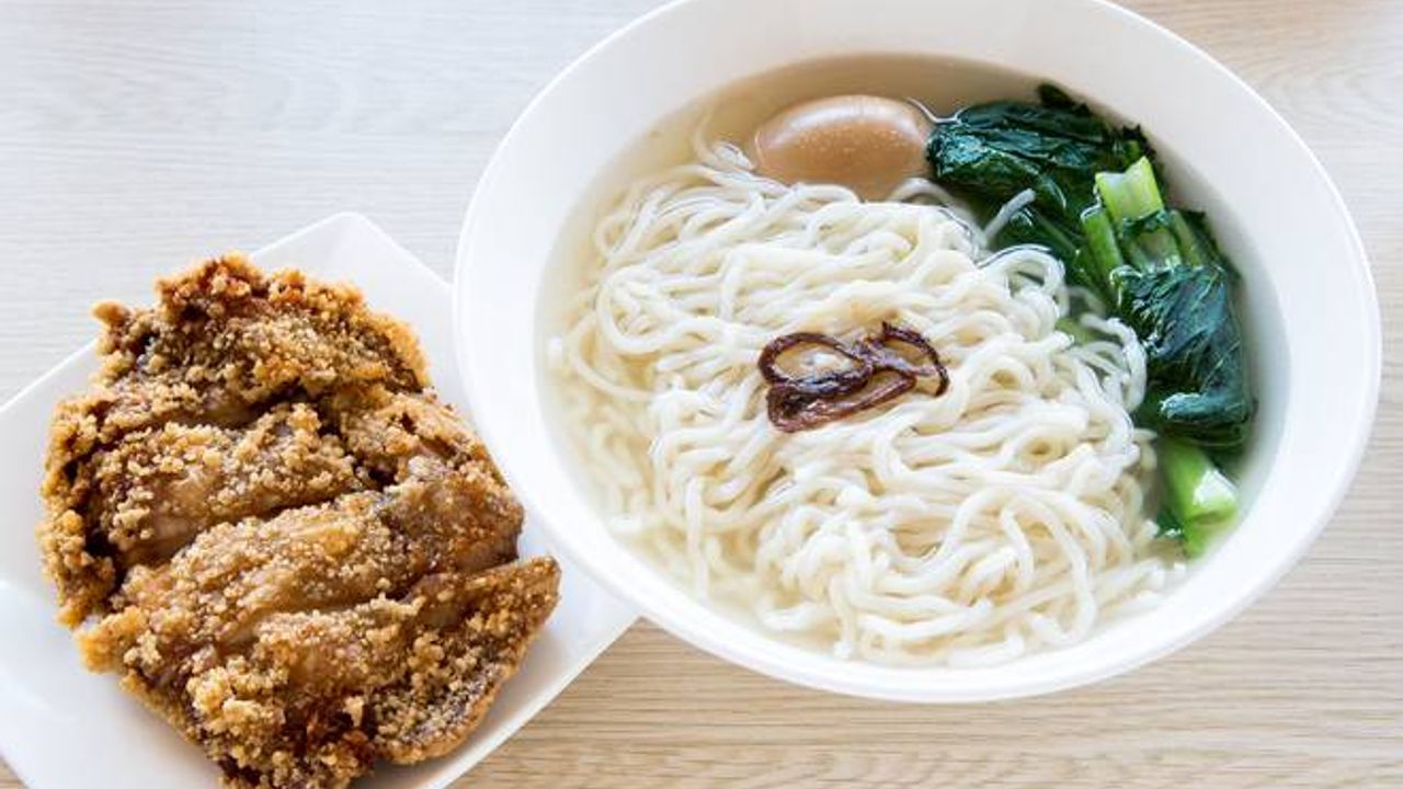 Fried Chicken Steak with Noodle Soup