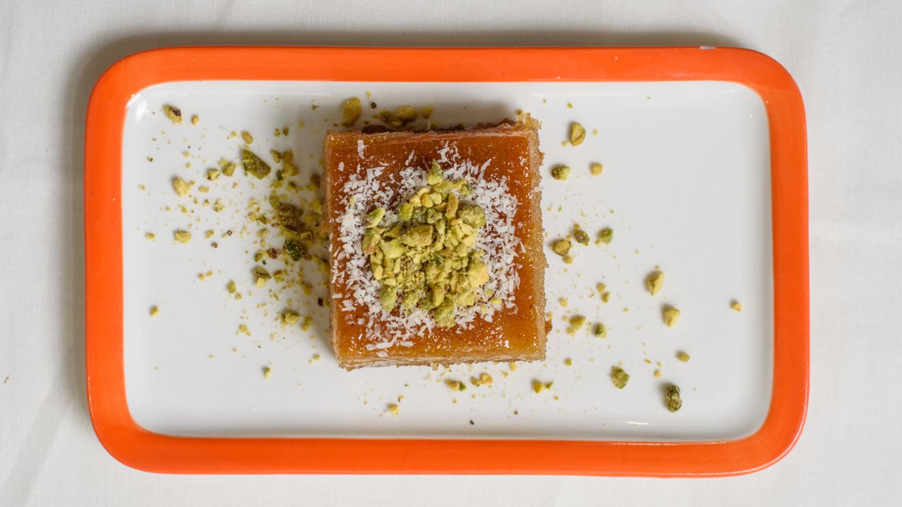 Herisey (Semolina Cake)