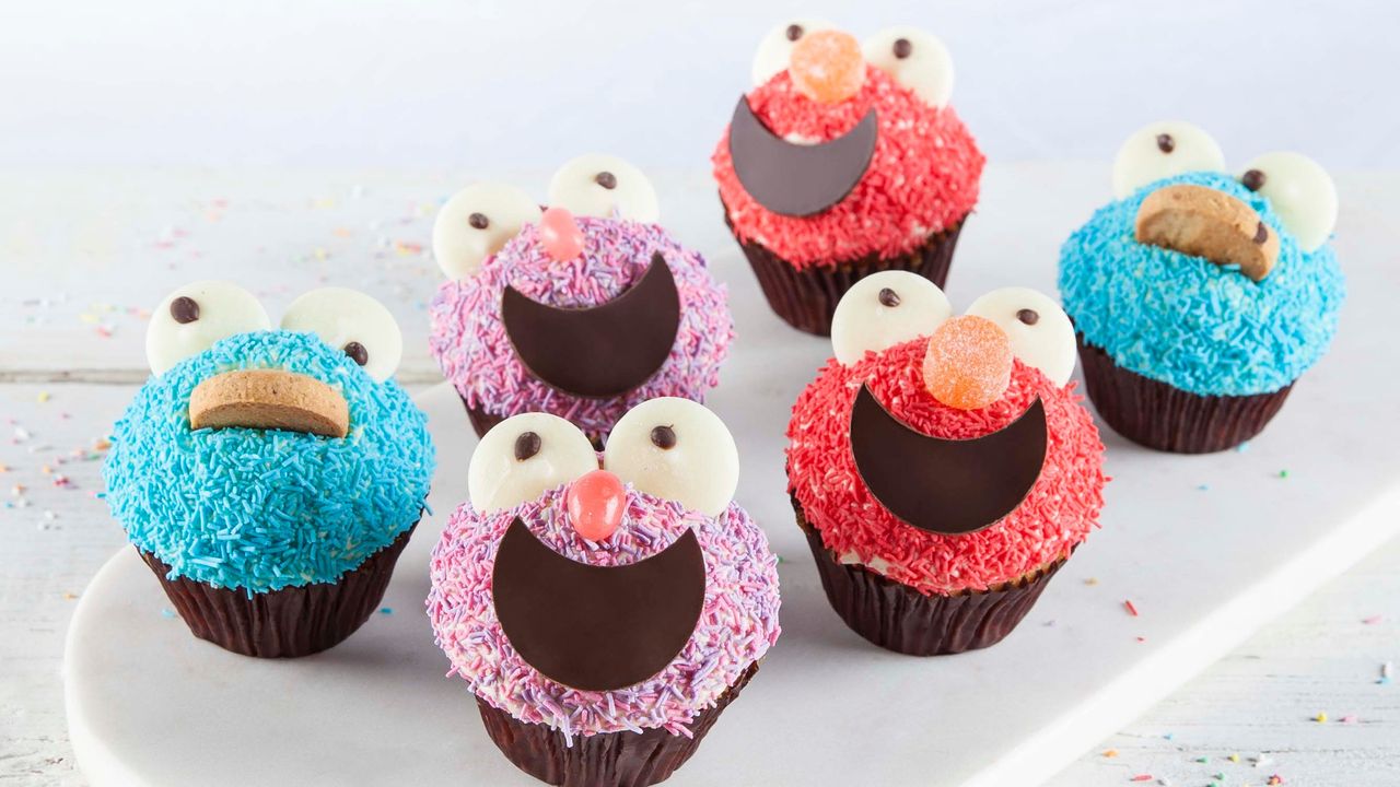 Fuzzy Buddies Cupcakes