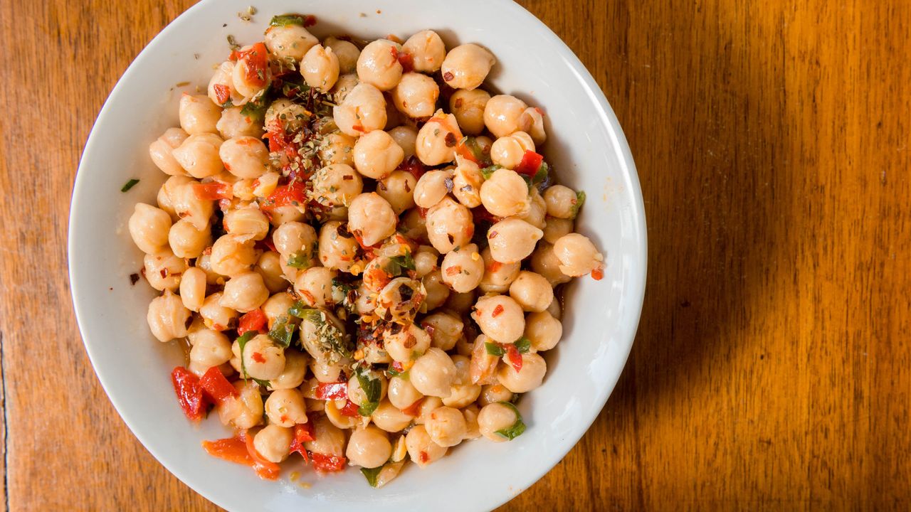 Spicy Chickpeas Salad