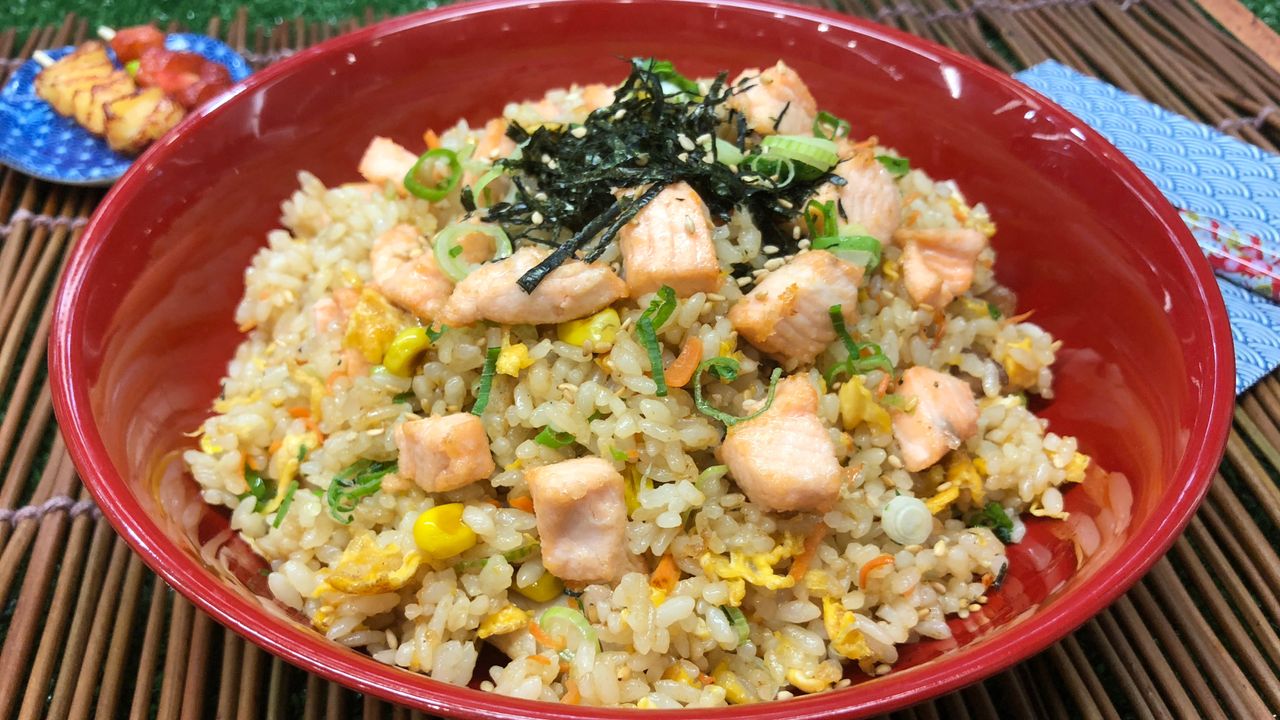Salmon Yakimeshi
