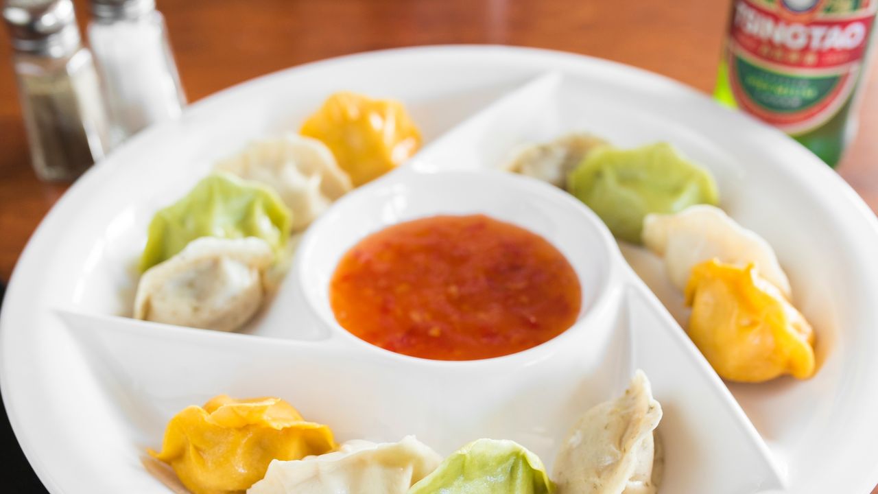 E20  Mix Steam Dumplings(6 pcs)