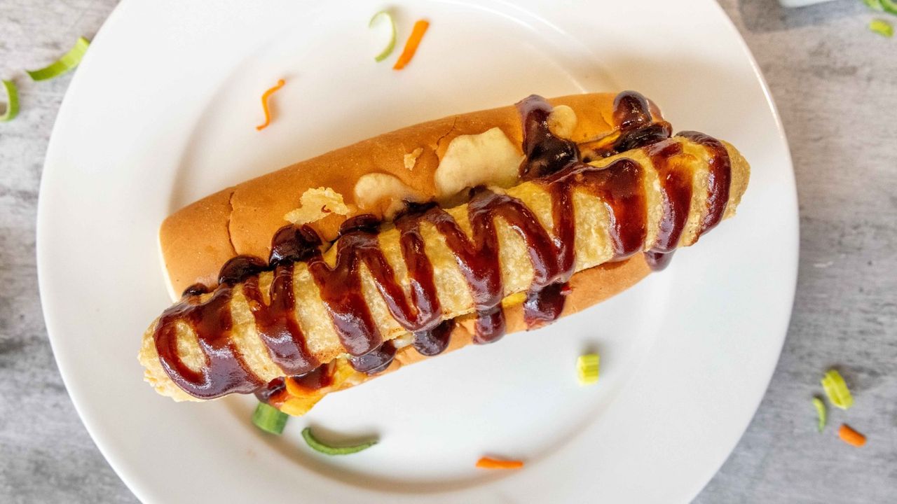 Loulou Loaded Hot Dog