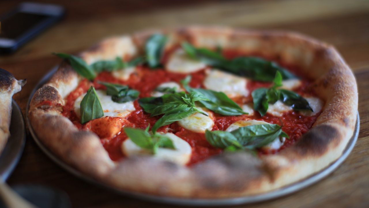 Vegan Margherita (V+)