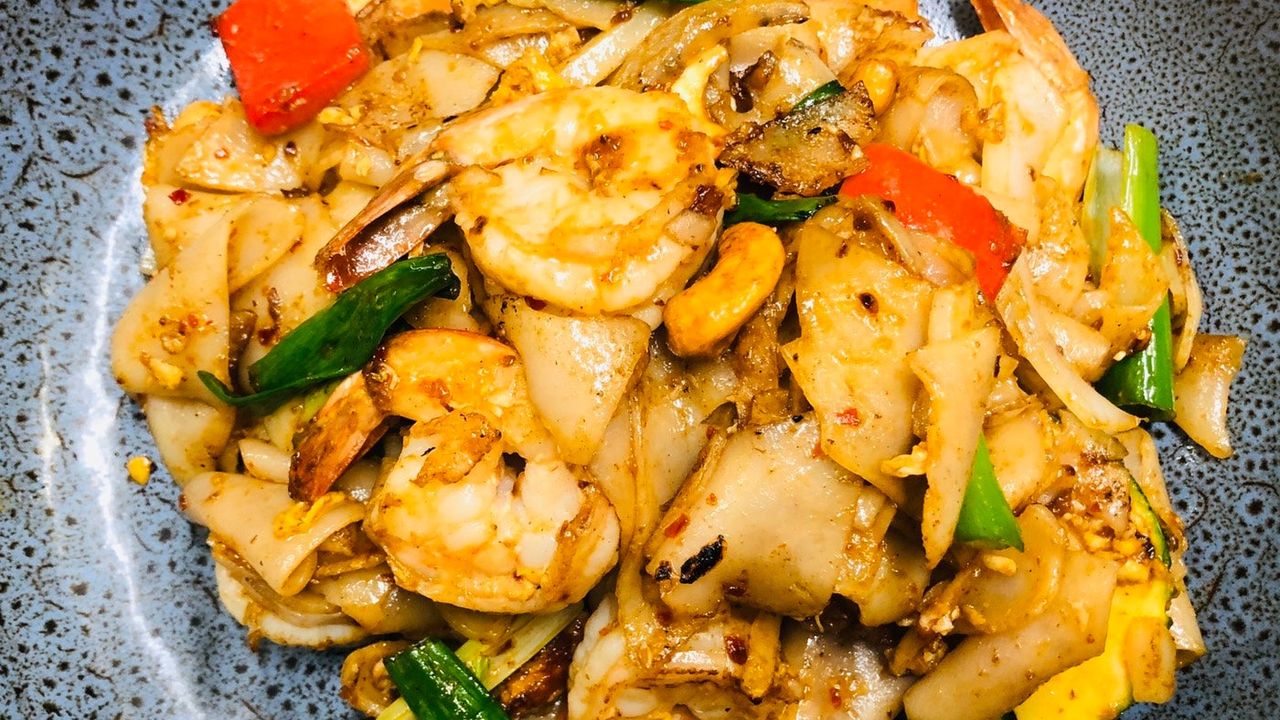 Cashew Nut Noodle (Little Hot)