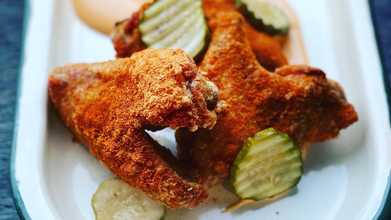 Hot Wings (3)