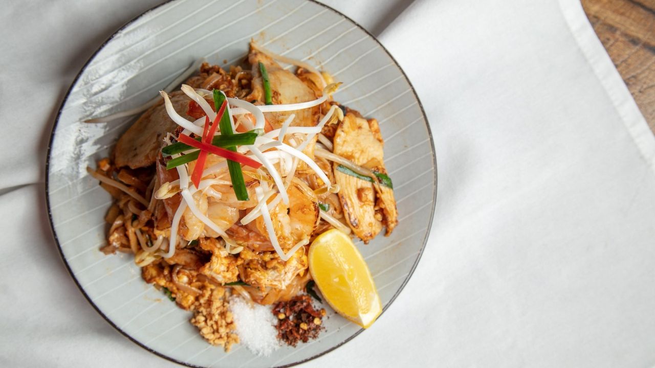 33. Pad Thai