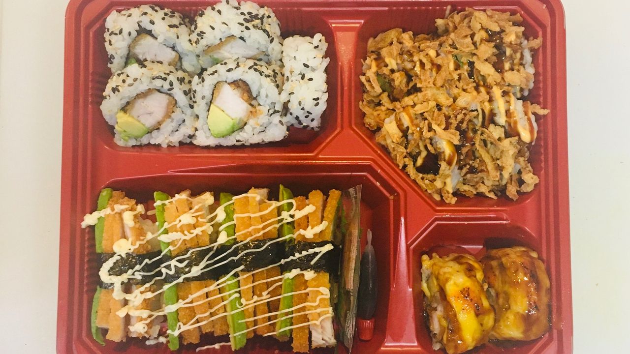 Sushi Bento (Chicken)