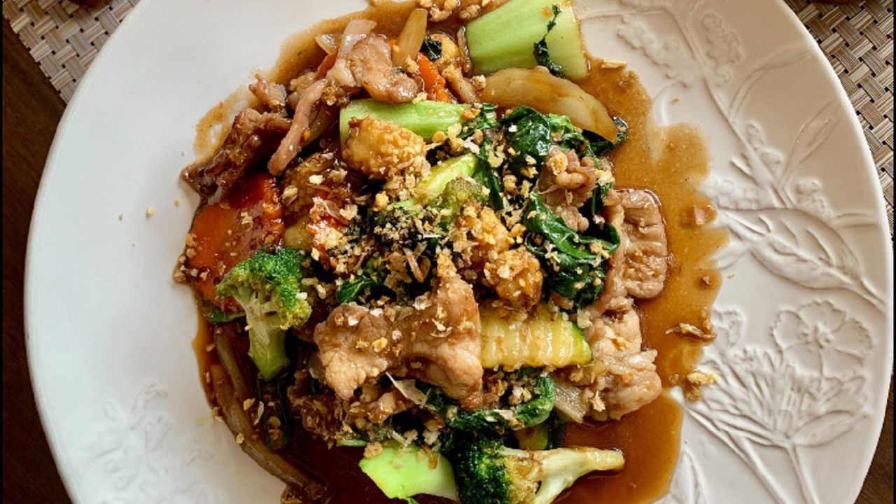 Pad Num Mun Hoy (oyster Sauce)