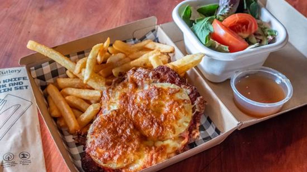 Chicken parmigiana - hawaiian option