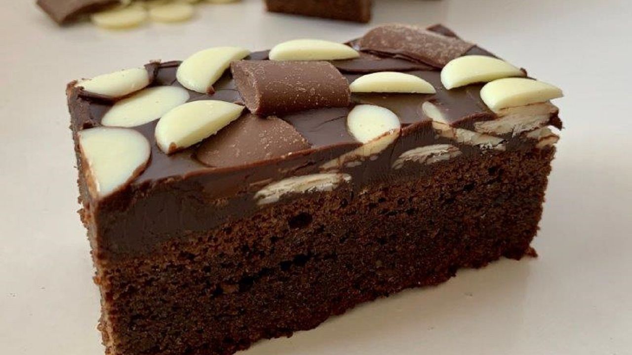 Triple-choc Brownies